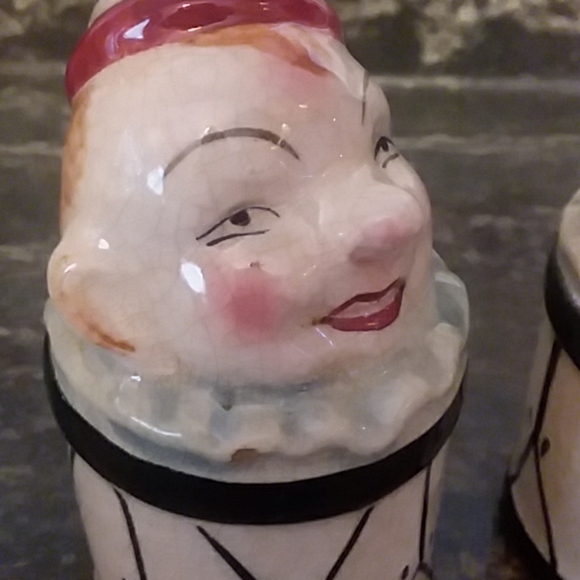 🎈Clown salt & pepper shakers - Picture 6 of 8
